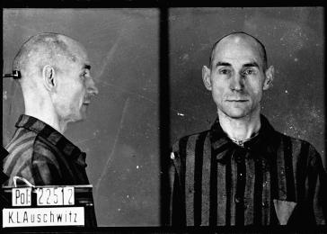 USHMM. Mug shot of homosexual Auschwitz prisoner: August Pfeiffer. 1941.